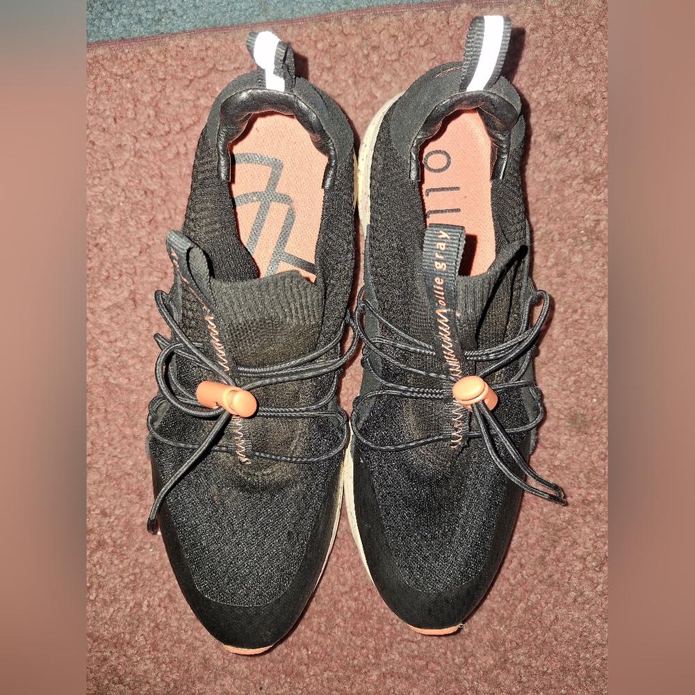 Ollie Gray OG Sneakers